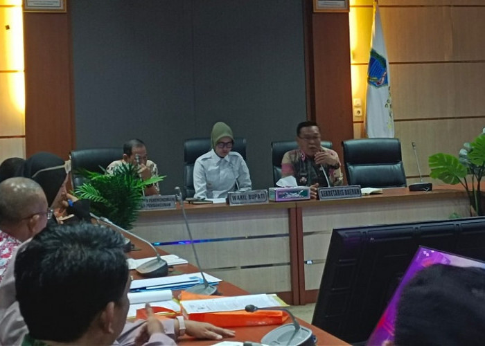 Hasil Ikan Naik Dratis, Wabup Lahat Widia Ningsih Dorong Tiap Hari