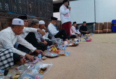 Syahdunya Tarawih Ramadan di Pendopo Empat Lawang, Bupati Joncik Ajak Perkuat Iman dan Kebersamaan 