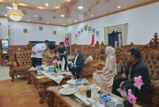 Suaminya ASN Diduga Selingkuh, Istri Didampingi Kuasa Hukum Mengadu ke Bupati