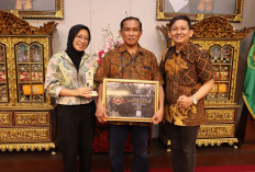 Komitmen Transparansi Berbuah Prestasi, PTBA Raih Anugerah Keterbukaan Informasi Publik 2025