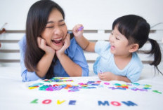 7 Kebiasaan Baik Orang Tua yang Bikin Anak Cerdas, Patut Ditiru!