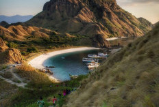 Inilah Labuan Bajo!! Tempat Strategis Menikmati Sunset 