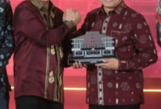 Pj Gubernur Sumsel Terima Penghargaan dari KPU