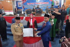 Darli Resmi Pimpin DPRD Empat Lawang