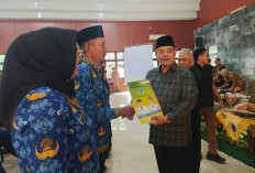 2.797 PPPK Paruh Waktu Terima SK dan Dokumen Kontrak Kerja