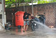Unik! Usaha Steam Motor Ini Kasih Kupon 5 Kali Cuci Dapat Gratis Sekali