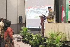 Bursah Zarnubi Lantik Relawan PMI Lahat, Tekankan Dahulukan Kemanusiaan