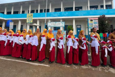 Kabar Gembira! Pelajar di Kabupaten Lahat Akan Menerima Bantuan Buku Tulis Gratis