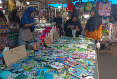 Penghujung Ramadhan, Penjual Amplop THR Laris Manis