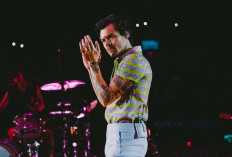 Selebriti Musik Internasional Harry Styles Dirumorkan Akan Gelar Konser Spektakuler di Indonesia