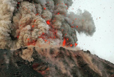 Waspada! Bisakah Gempa Meganthrust Picu Erupsi Gunung Anak Krakatau? 