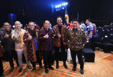 Rakerda Dekranasda Tampilkan Fashion Show Pesona Wastra Sumsel