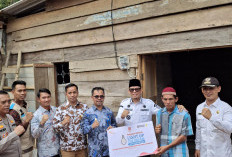 PLN UP3 Lahat Laksanakan Program Light Up The Dream (LUTD), Berikan Bantuan Listrik Gratis untuk 45 Pelanggan