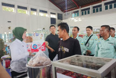 Wabup Distribusi UPEK, Harap Dapat Memutar Modal dan Keluar dari Bantuan Pemerintah