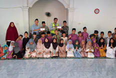 PT PAMA Cluster SSBA Salurkan Bantuan untuk Santri dan Pondok Pesantren Al-Banna di Merapi Barat