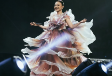 3 Potret Rossa Manggung Gunakan Dress Indah Saat Konser 'Here I Am'
