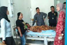 Cawabup Terpilih Kunjungi Anggota Satres Narkoba yang Jadi Korban Penusukan