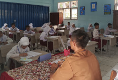 Ujian Tertulis Hari Kedua SDN 14 Lahat Berjalan Lancar dan Penuh Keseriusan