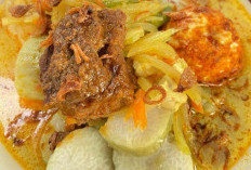 Lontong Makanan Tradisional Indonesia yang Lezat dan Bergizi