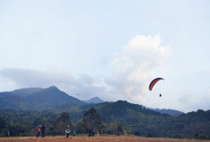 Mengintip Destinasi Paralayang dan Camping  di Bukit Jukoh Kayu Kambing 