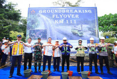 Resmikan Dua Proyek Vital Jalan Khusus Batubara