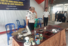 Petugas Lapas Kelas II A Lahat Jalani Tes Urine dan Razia Blok Hunian, Dalam Rangka Hari Bakti Pemasyarakatan