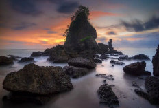 Pantai Karang Agung, Kebumen, Keindahan Alam yang Memukau