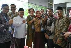 Abdul Mu'ti Beri Tunjangan Sertifikasi Rp2 Juta untuk Guru Non-ASN