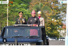 Gubernur Herman Deru Pimpin Upacara dan Syukuran Hari Bhayangkara ke-80 di Palembang