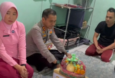 Kapolres Empat Lawang Kunjungi Anggota Sakit, Tebarkan Semangat dan Kepedulian