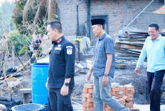 Pj Bupati Empat Lawang Tinjau-Beri Bantuan di Lokasi Kebakaran