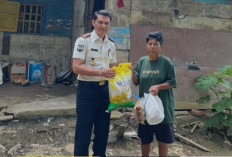 Bapas Kelas II Lahat Salurkan Bantuan Sosial kepada Warga