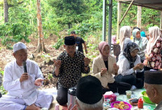 Bursah-Widia Ziarah Ke Makam Puyang Magerang Sakti Dan Putri Semidang Sekaligus Doa Bersama