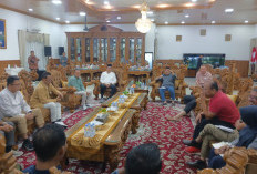 Bupati Lahat Tengahi PT Lonsum dan Warga Palembaja, Sepakat Perbaiki Jalan Kabupaten 