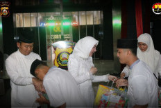 Buka Bersama Personel Polres Lahat dengan Anak Panti Asuhan