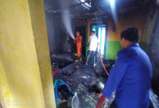 Korsleting, Rumah Petani Ludes Terbakar