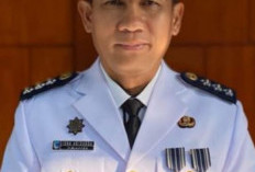 Camat Lahat Kota Ajak Warga Jaga Kebersihan Lingkungan