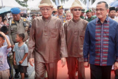 Resmikan Bazar UMKM Pasar Murah
