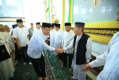 Wagub Cik Ujang Kenang Dedikasi Alex Noerdin, Ajak Masyarakat Doakan Almarhum