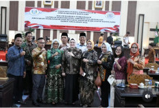 Wakil Bupati Banyuasin Sampaikan Jawaban atas Pandangan Umum Fraksi DPRD terhadap Raperda Pertanggungjawaban 
