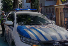 Sat Lantas Polres Lahat Laksanakan Kegiatan PASTI di Dua Gereja, Ibadah Minggu Berjalan Aman dan Lancar