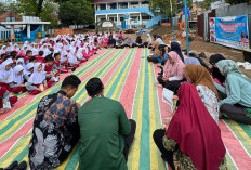 Jumat Berkah, SD 10 Gelar Yasinan Bersama dan Berbagi