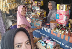 Kisah Sukses Yuli Kusniarti: Mantan Pegawai Bank yang Memilih Menjadi Agen BRILink di Merapi