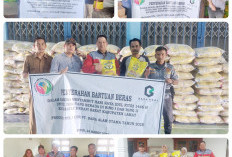 Jelang Lebaran, PT BAU Salurkan Bantuan Beras ke 11 Desa se Kecamatan Merapi Barat dan Petugas Kebersihan
