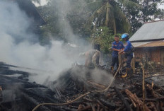Satu Unit Rumah Ludes Terbakar di Padang Bindu
