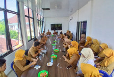 Pimpin Rapat Internal, Kadis Kominfo Empat Lawang Tekankan Disiplin dan Peningkatan Kinerja ASN