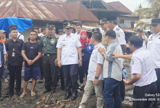 Bupati Empat Lawang Tinjau Korban Kebakaran di Desa Pagar Jati, Salurkan Bantuan Tanggap Darurat