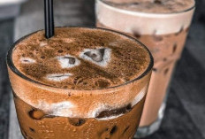 Memgintip Resep Es Kopi Susu Bunga Telang, Minuman Segar ala Cafe