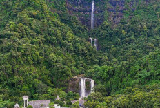 Melihat Keindahan Alam Air Terjun Tebing Celetuh, Surga Tersembunyi di Sukabumi