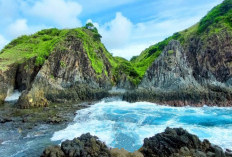 Pantai Semeti di Lombok Tengah, Salah Satu Keajaiban Alam di Indonesia